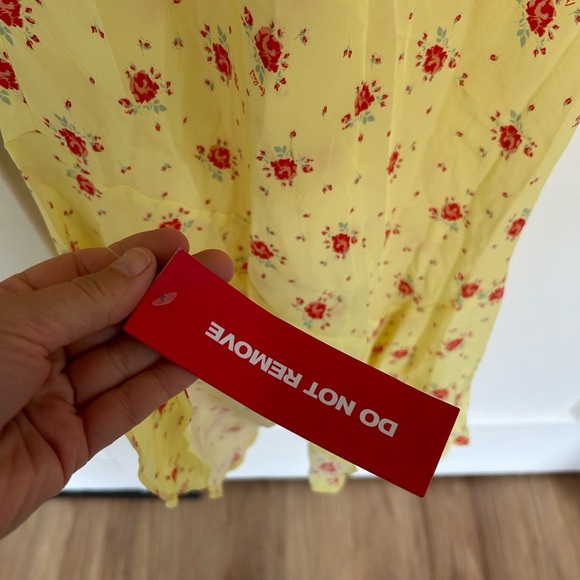 NWT Réalisation Par The Allegra in Verona, Butter Yellow Silk Slip Dress, XS - Picture 8 of 11